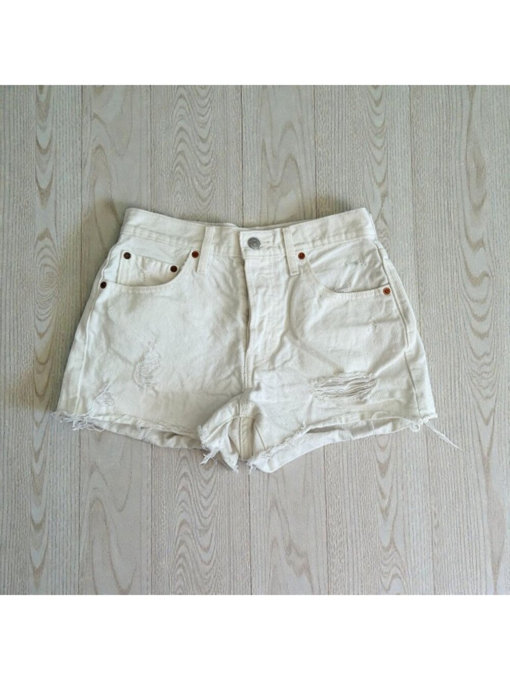 LEVIS 501 White Denim Casual Shorts Size 27